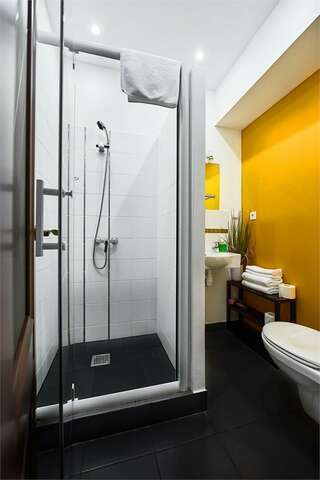 Гостевой дом Парк Шале Красная Поляна Стандартная двухместная комната с 1 кроватью, разные варианты-7