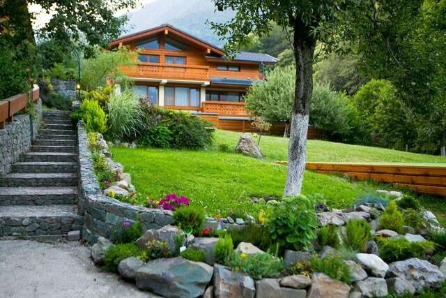 Гостевой дом Парк Шале Красная Поляна-9